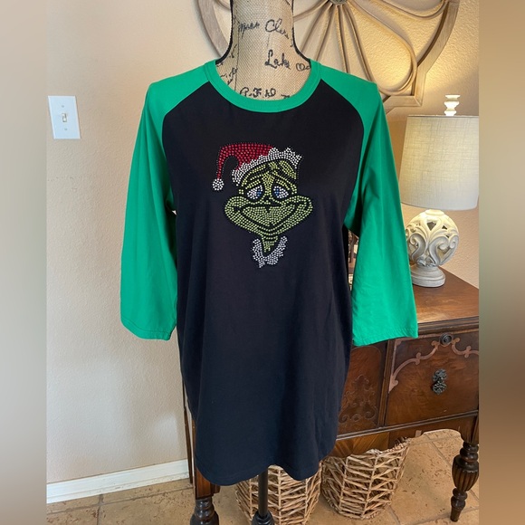 B.O.B. The Grinch Sparkly Christmas Tee - Picture 2 of 11